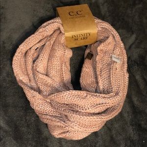NEVER WORN! C.C.  Exclusive Infinity Scarf